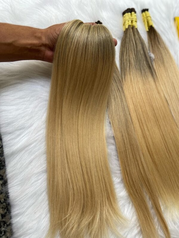 Cabelo Brasileiro Loiro 55cm (Raiz Escura) - Imagem 5