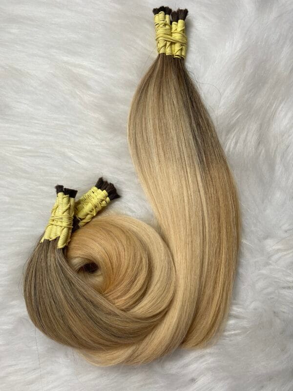 Cabelo Brasileiro Loiro 55cm (Raiz Escura) - Imagem 3